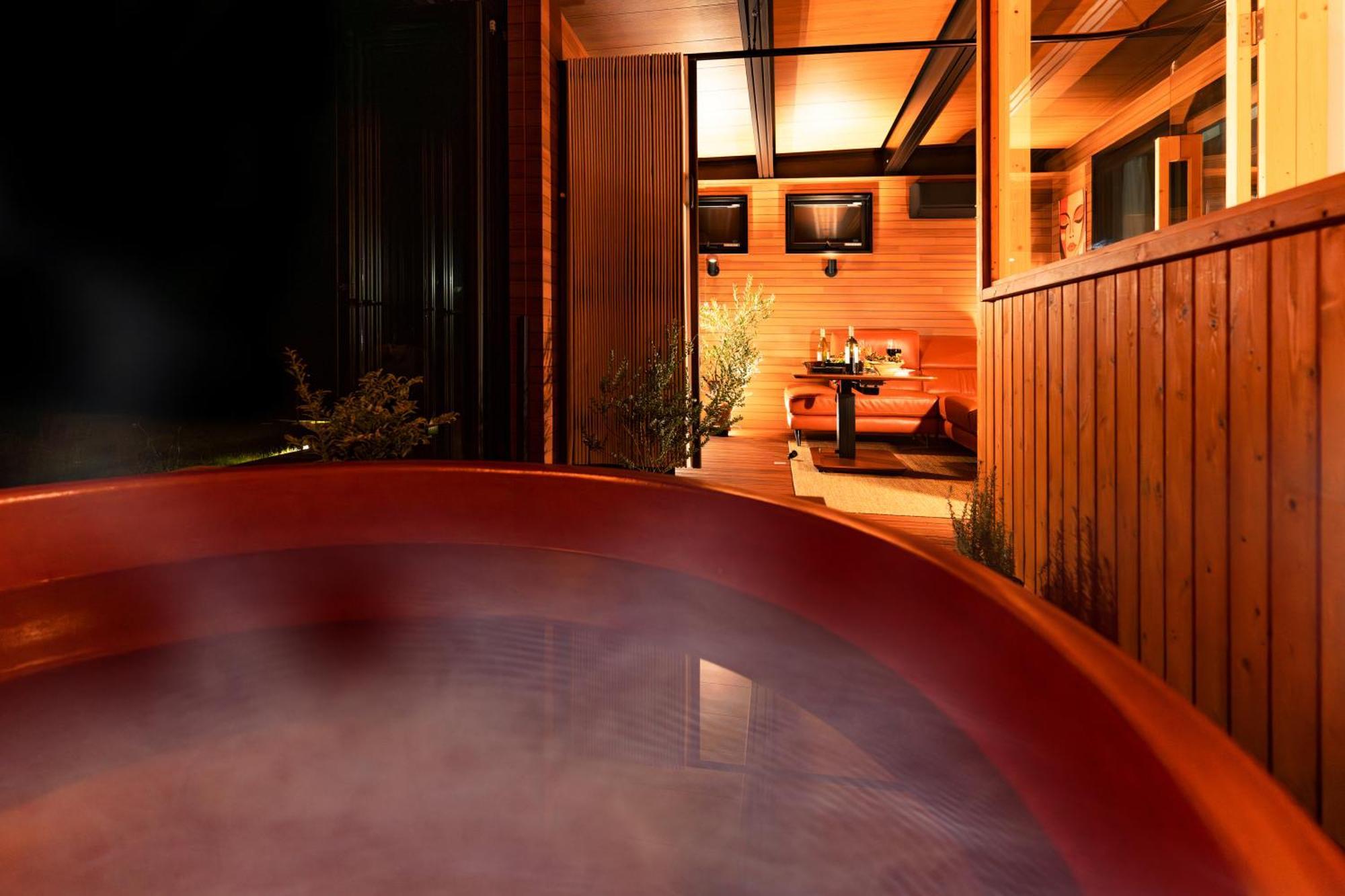 Fuji View And Spa Resort Tsumugi Kawaguchiko فوجيكاواجوتشيكو المظهر الخارجي الصورة