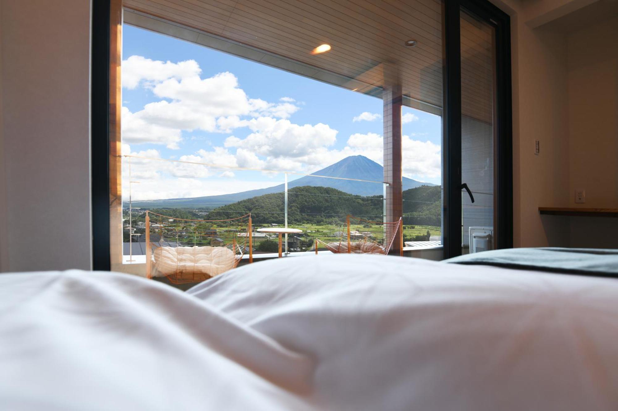 Fuji View And Spa Resort Tsumugi Kawaguchiko فوجيكاواجوتشيكو المظهر الخارجي الصورة