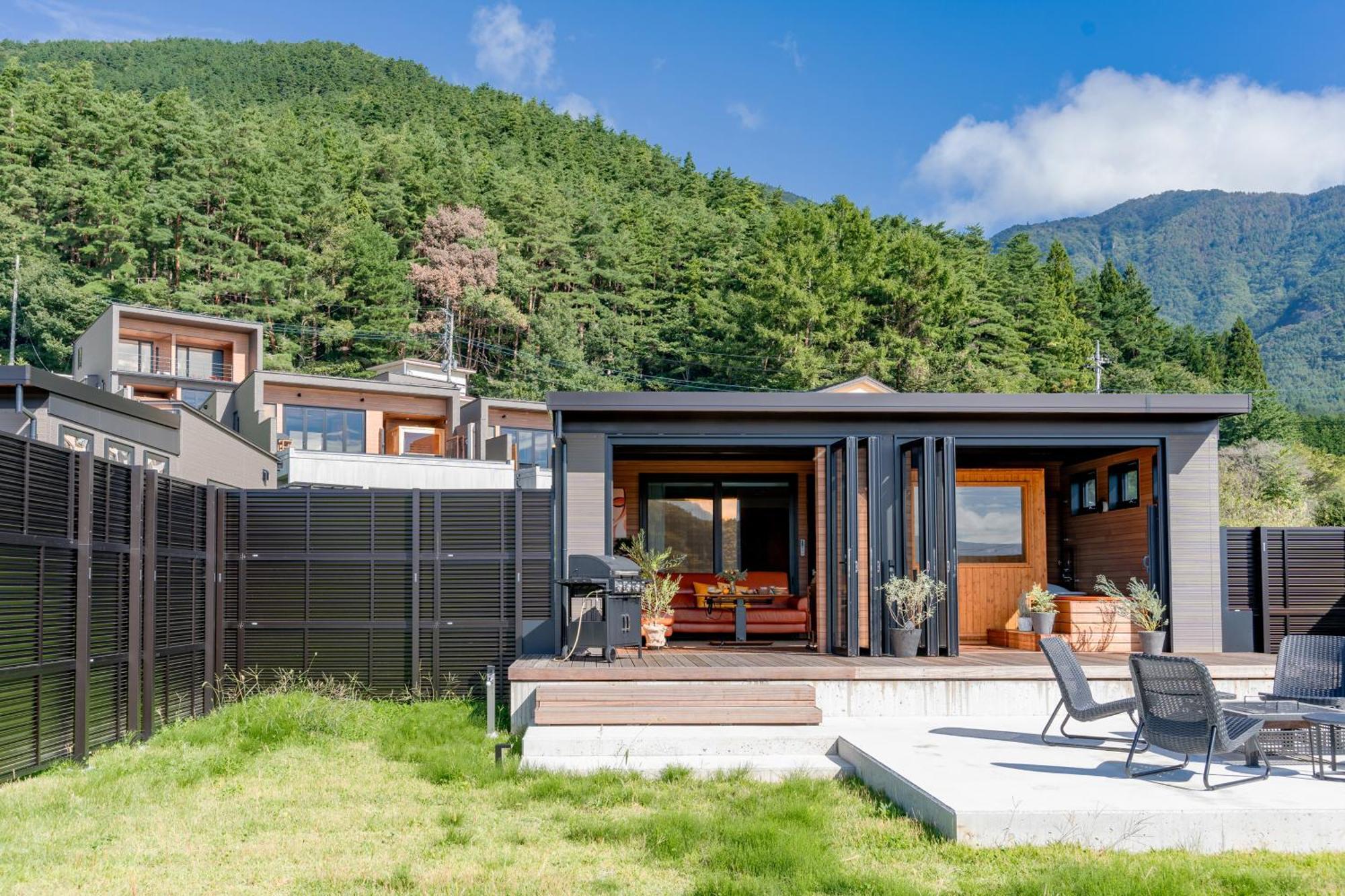 Fuji View And Spa Resort Tsumugi Kawaguchiko فوجيكاواجوتشيكو المظهر الخارجي الصورة